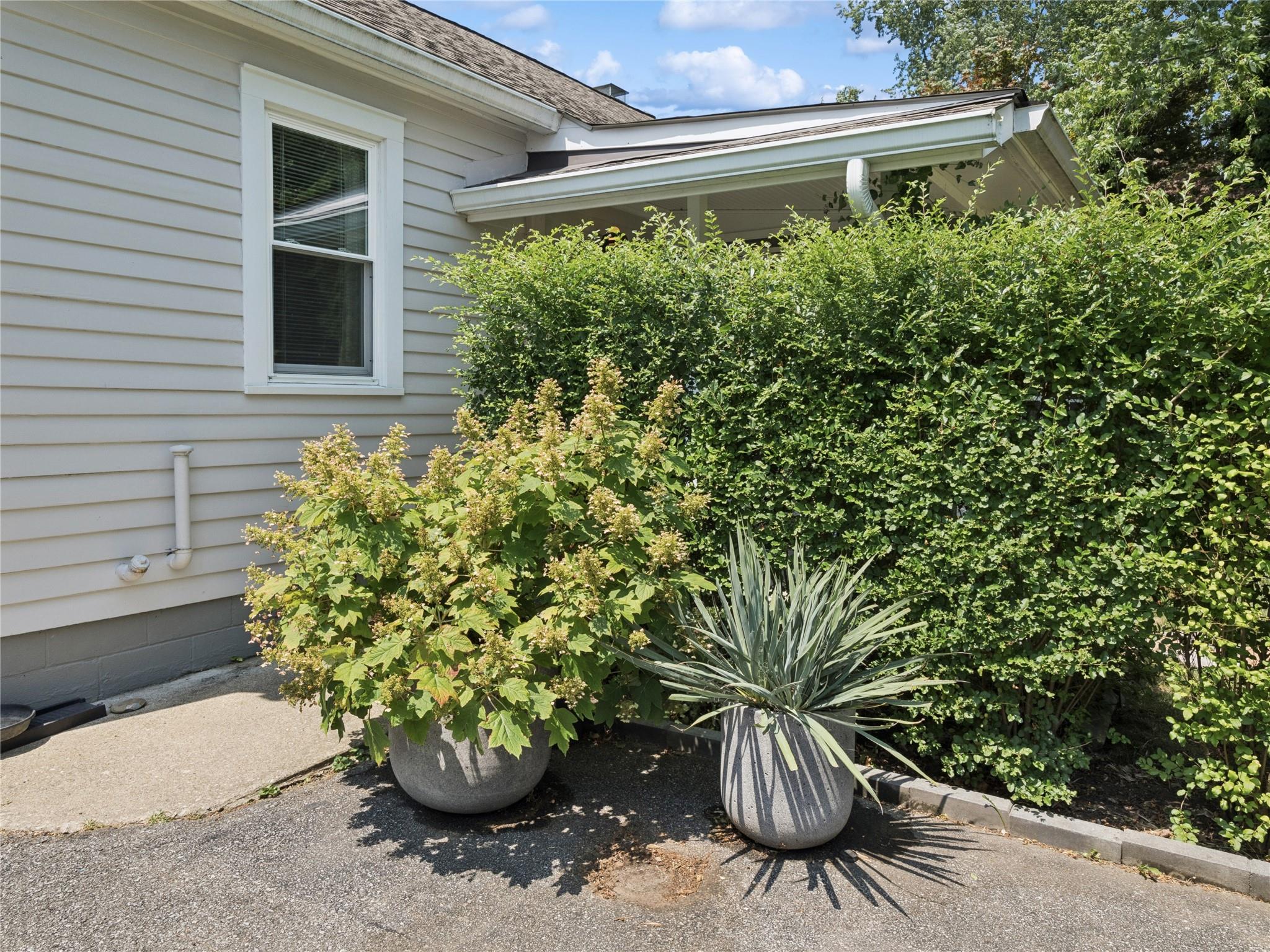 45 Oakwood Boulevard
