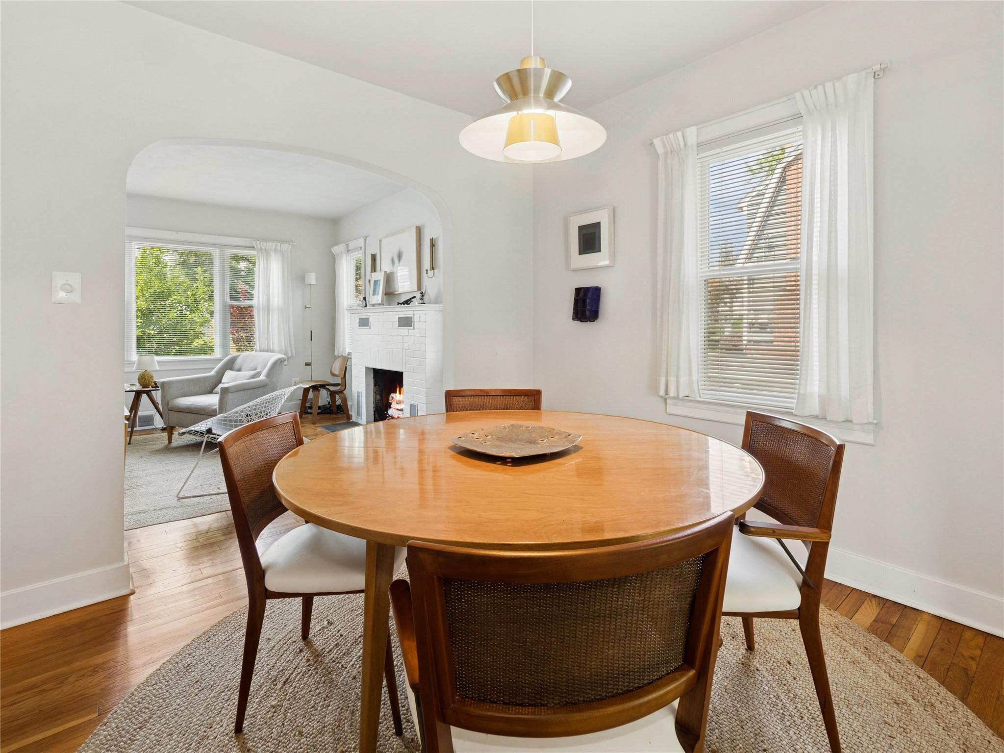 45 Oakwood Boulevard