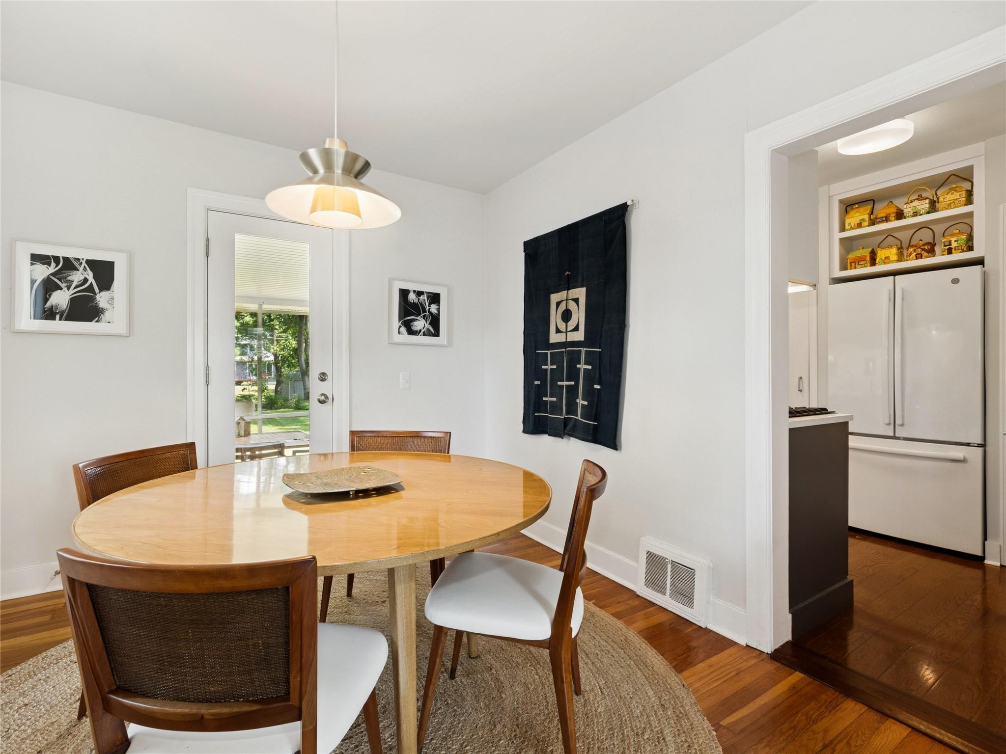 45 Oakwood Boulevard