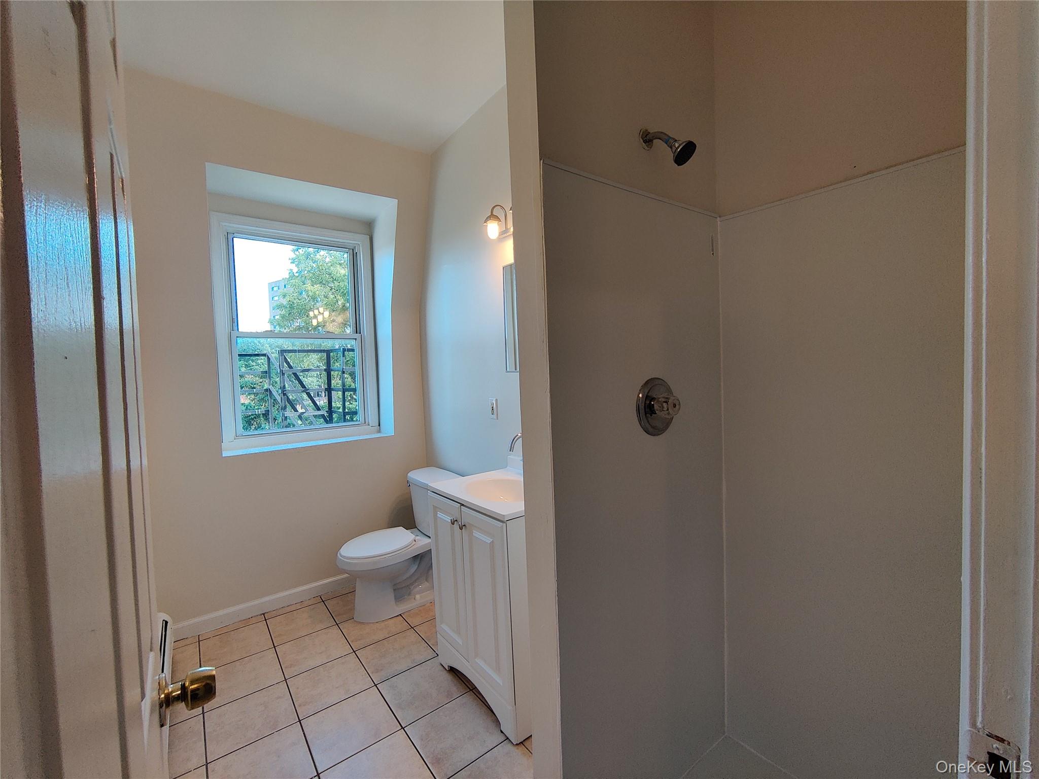 219 MILL Street Unit: 4