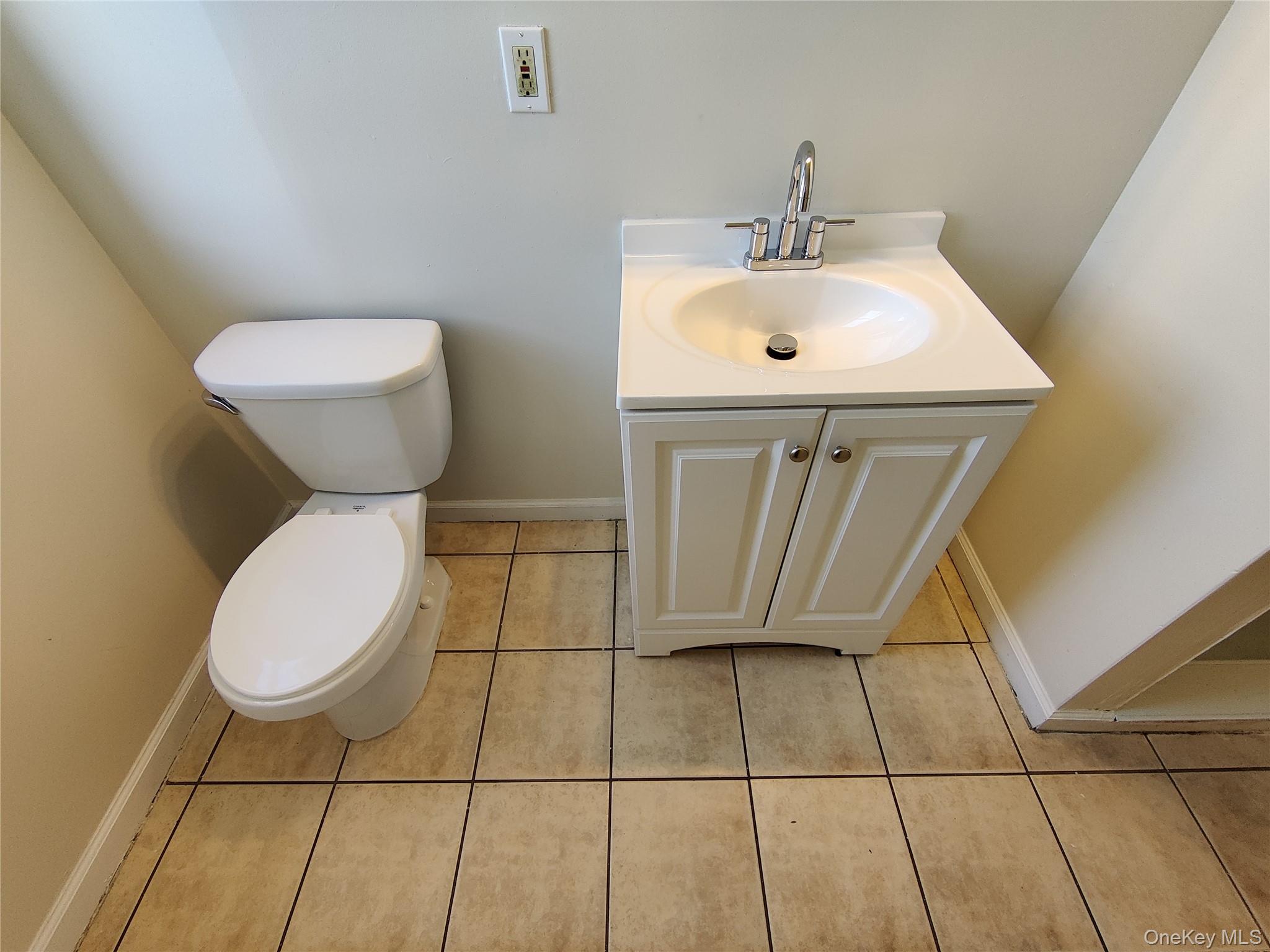 219 MILL Street Unit: 4