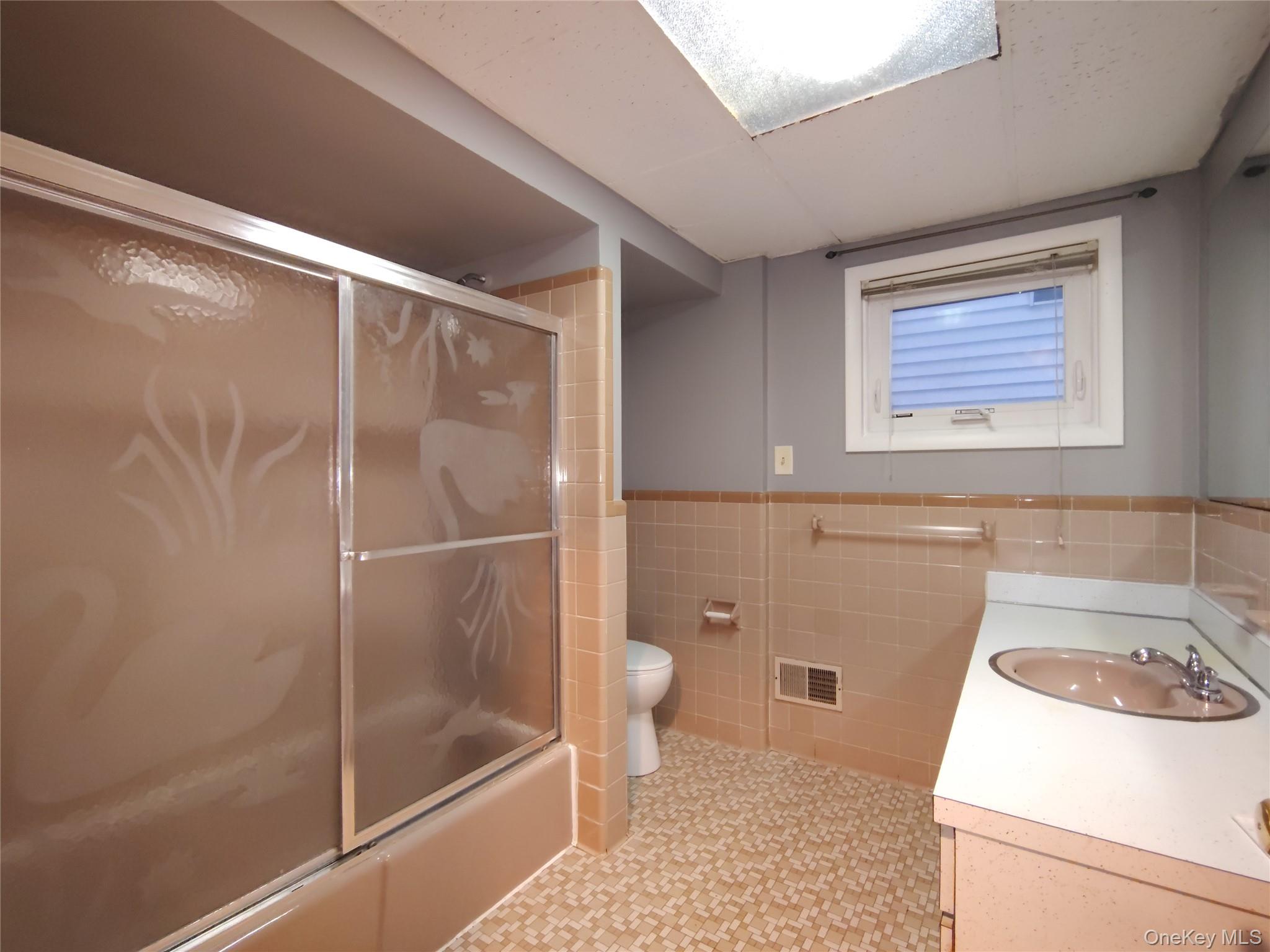 324-326 Church Street