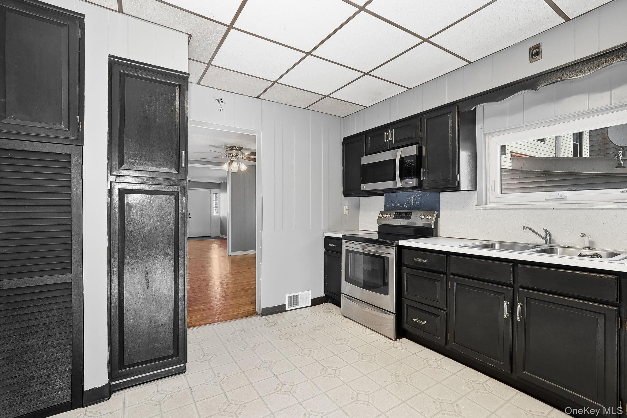 324-326 Church Street