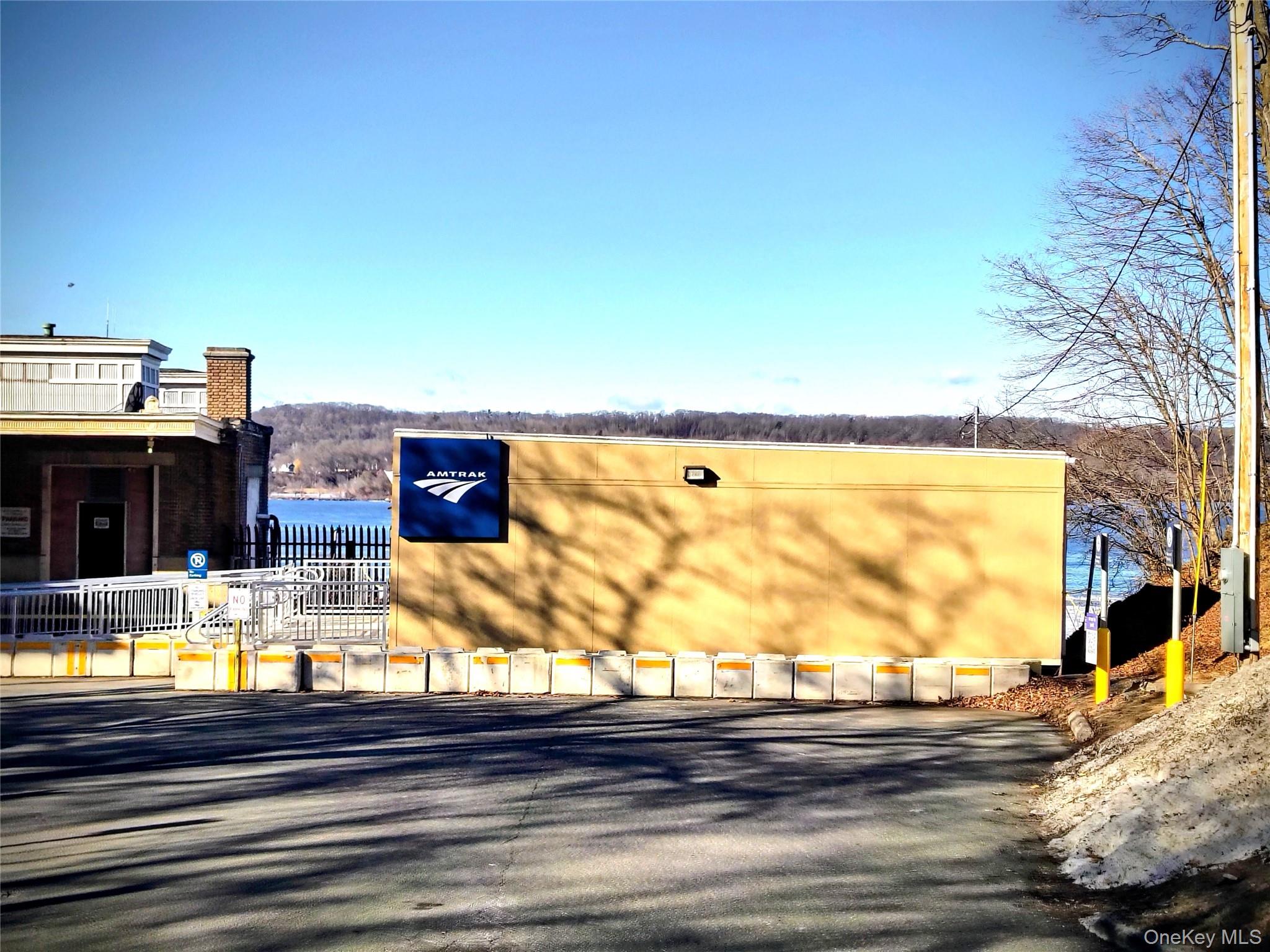 74 Old Albany Post Road