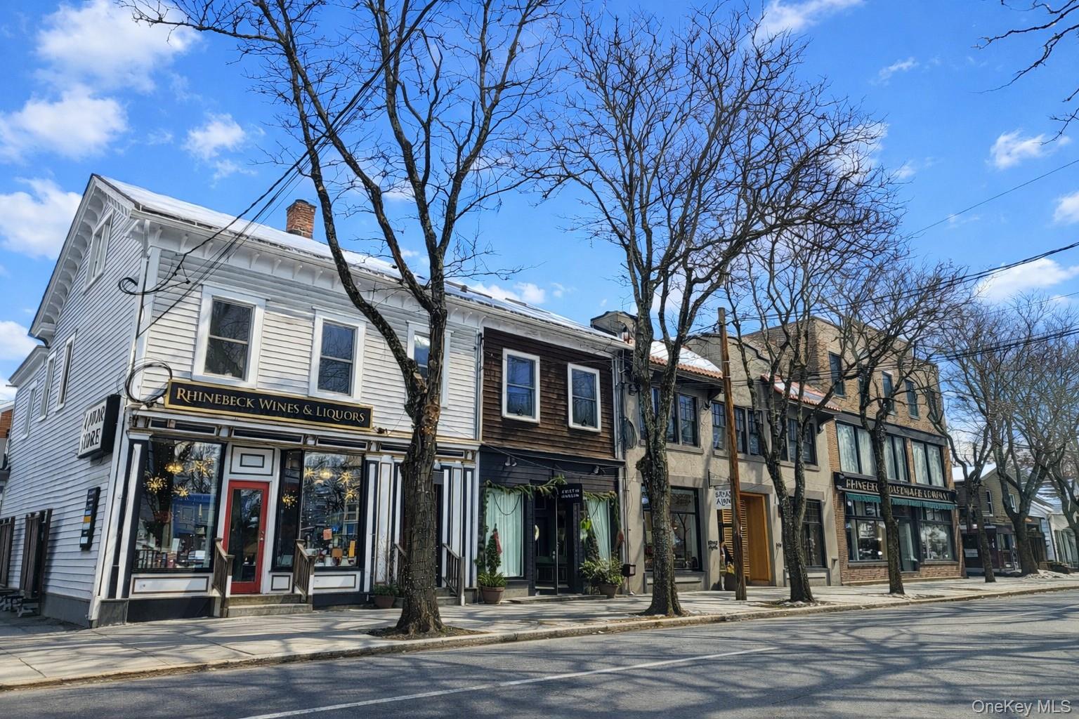 74 Old Albany Post Road