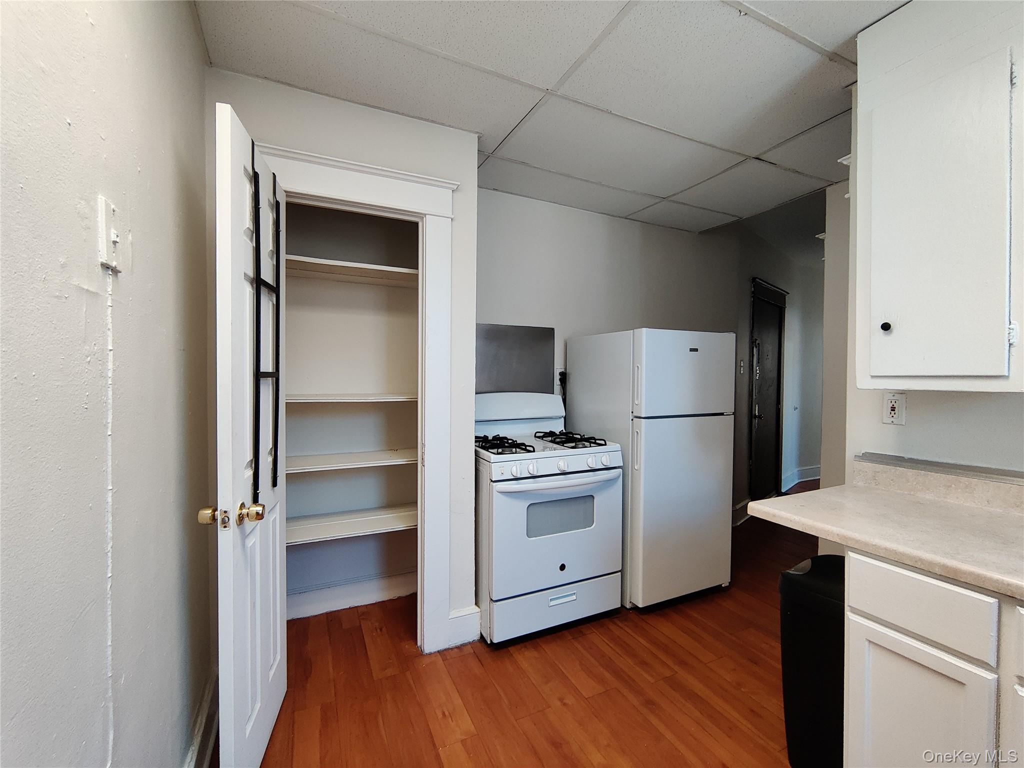 98 Montgomery Street Unit: 1