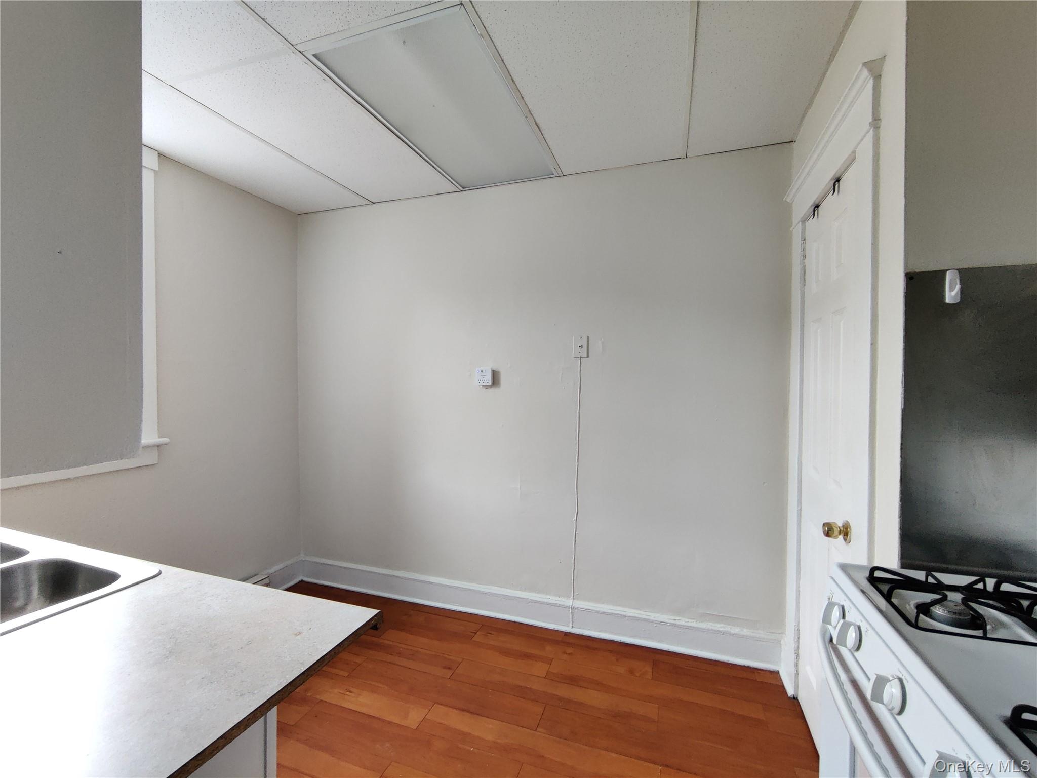 98 Montgomery Street Unit: 1