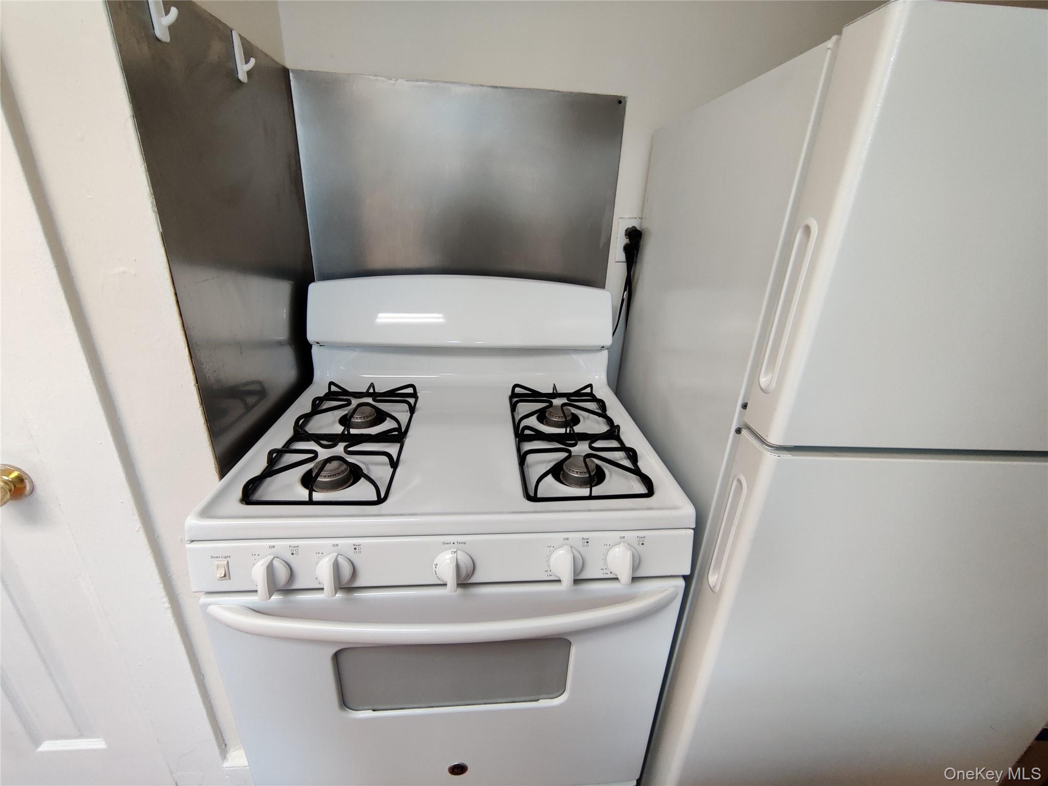 98 Montgomery Street Unit: 1