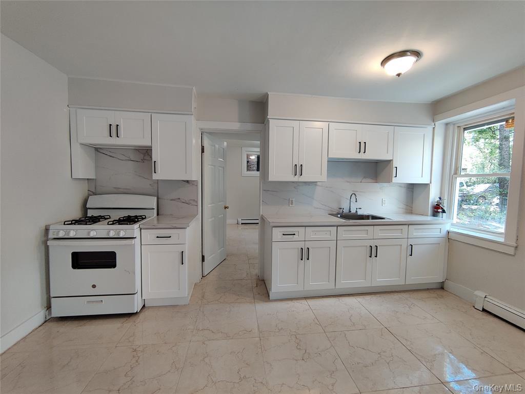 20 Noxon Street Unit: Unit B