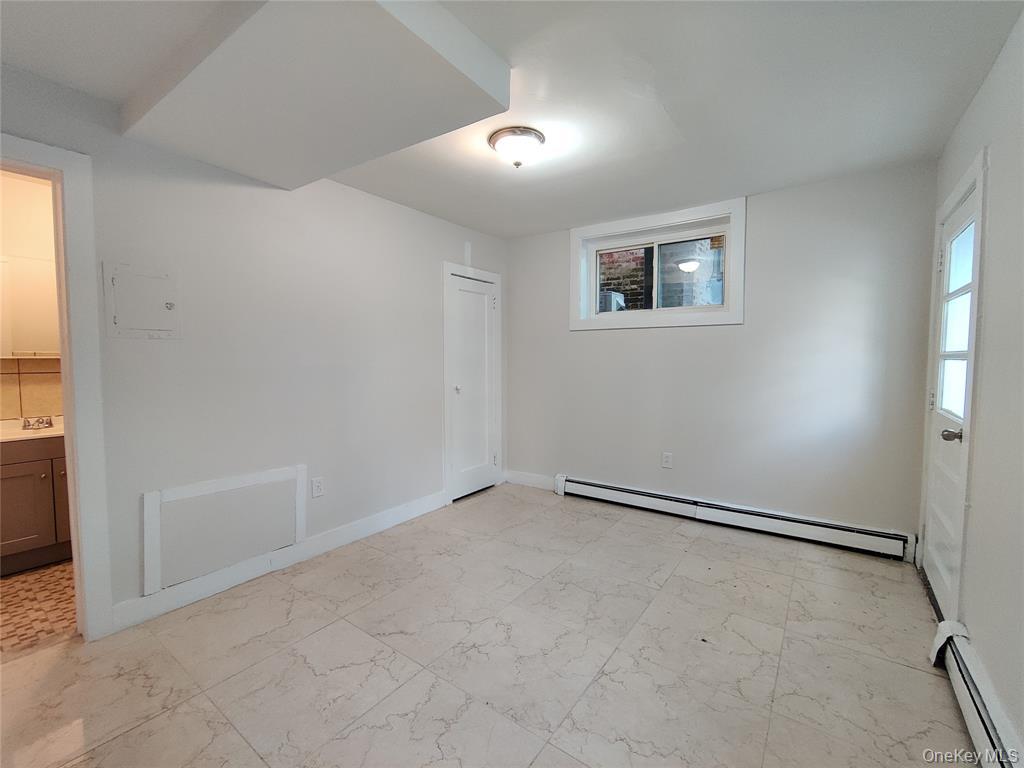 20 Noxon Street Unit: Unit B