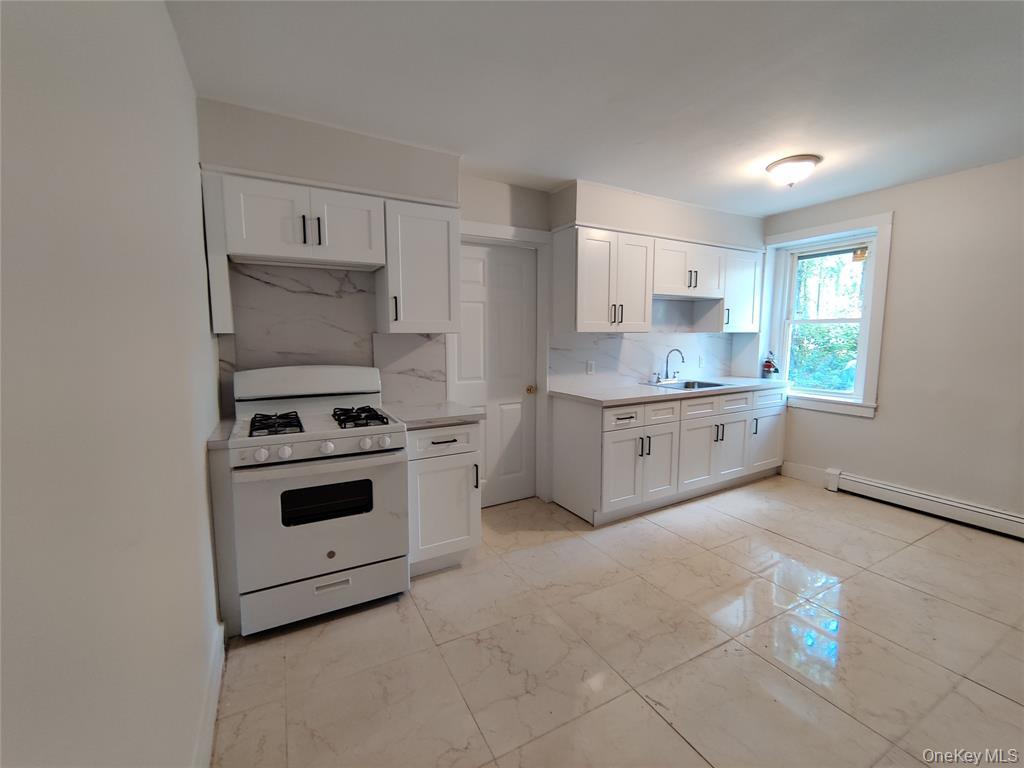 20 Noxon Street Unit: Unit B