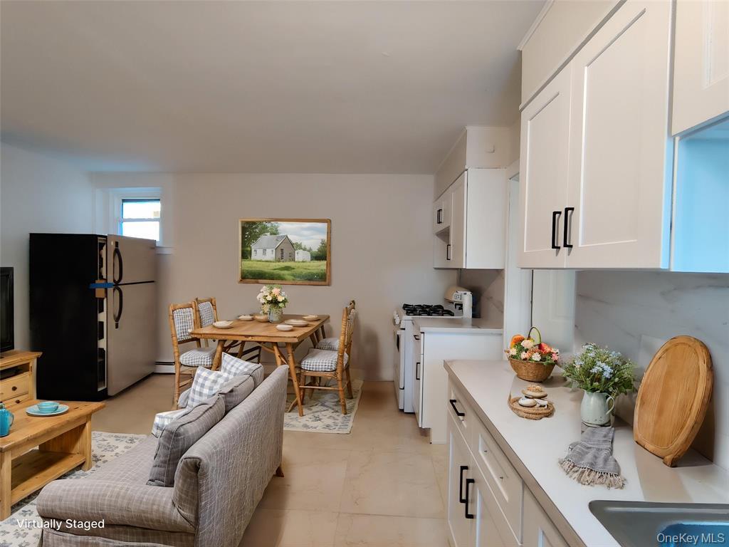 20 Noxon Street Unit: Unit B