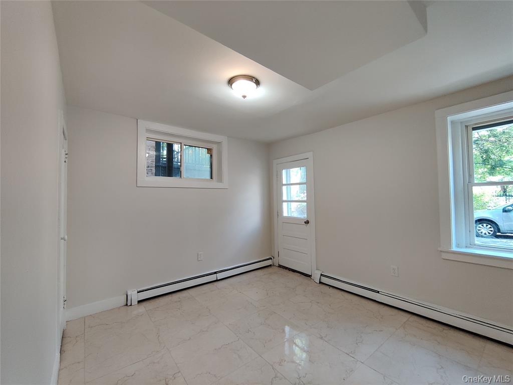 20 Noxon Street Unit: Unit B