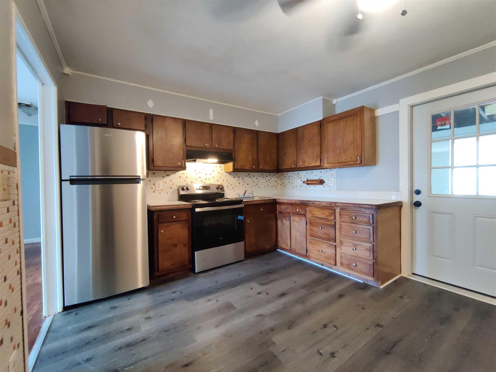 136 STRINGHAM Road Unit: 9A