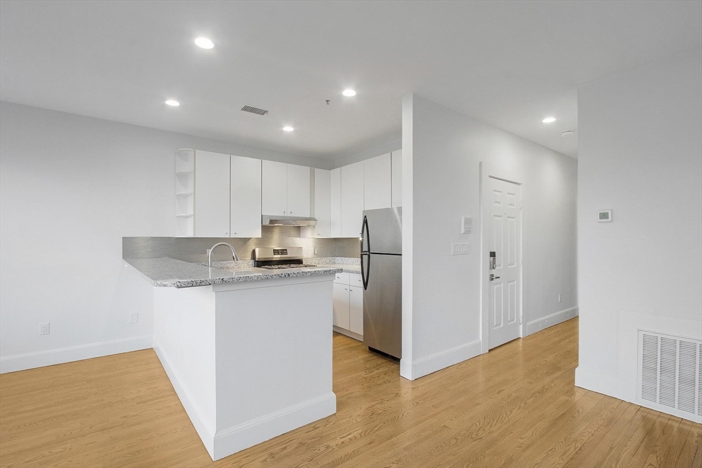 140 Boylston St. # 3