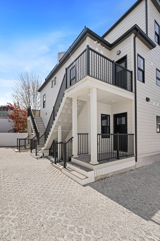 12 Linden St # 12
