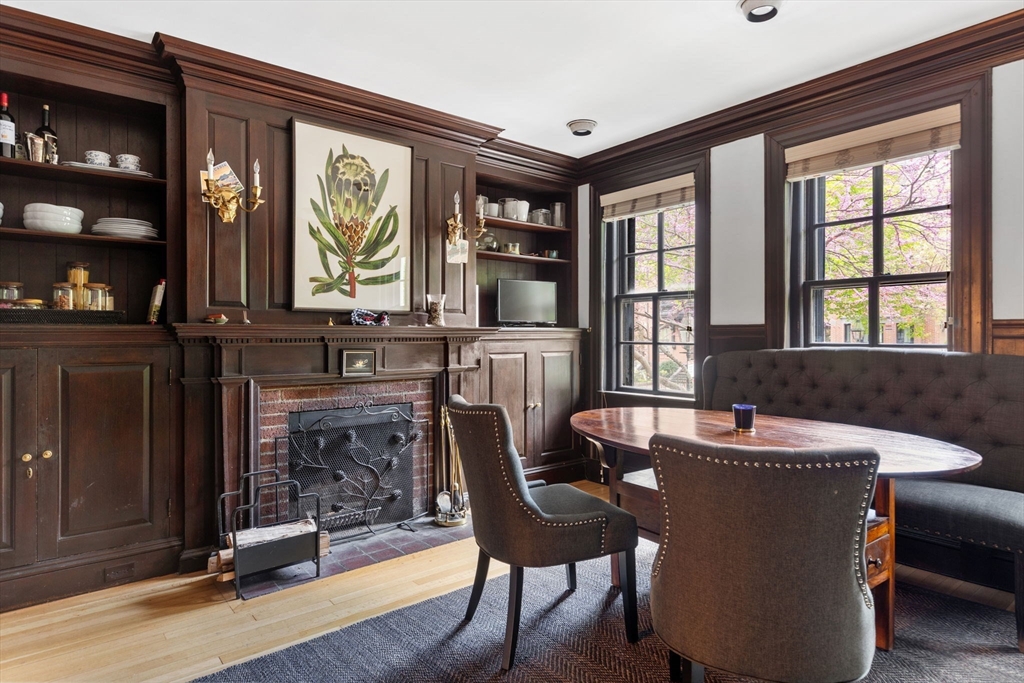 295 Marlborough Street # 2