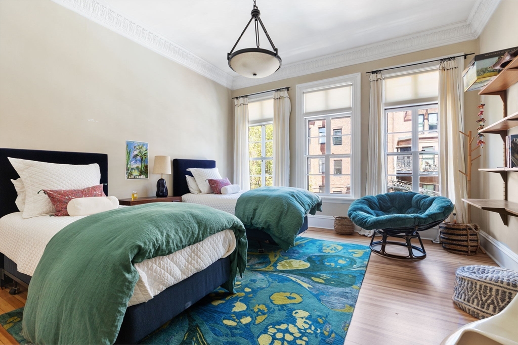 295 Marlborough Street # 2