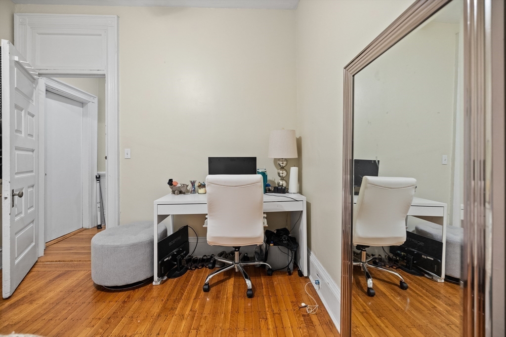 259 Beacon Street # 23