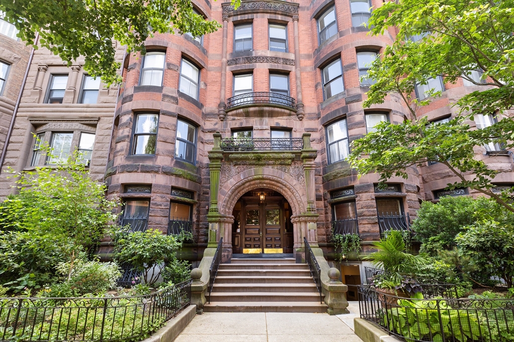259 Beacon Street # 23