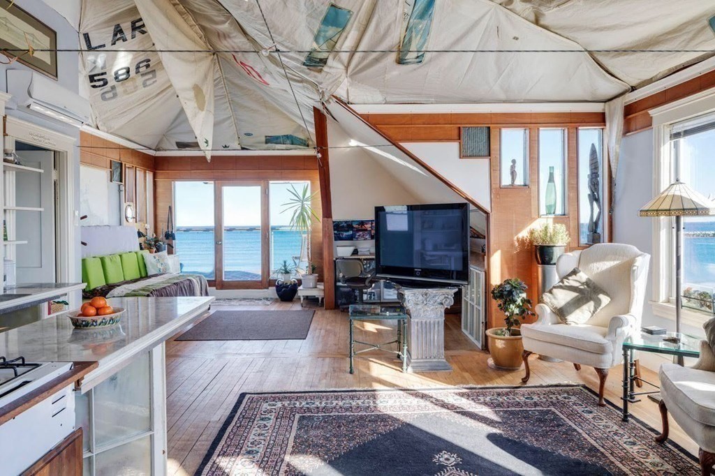 187 Winthrop Shore Dr Unit: 3
