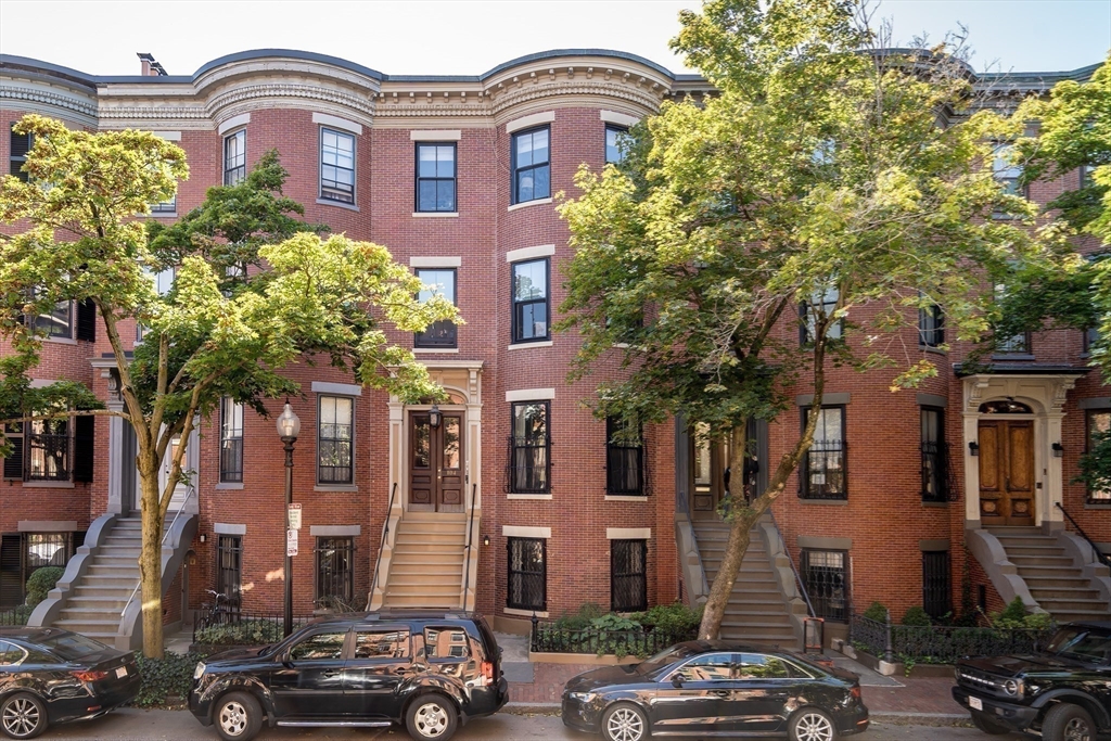 104 Pembroke St # 2