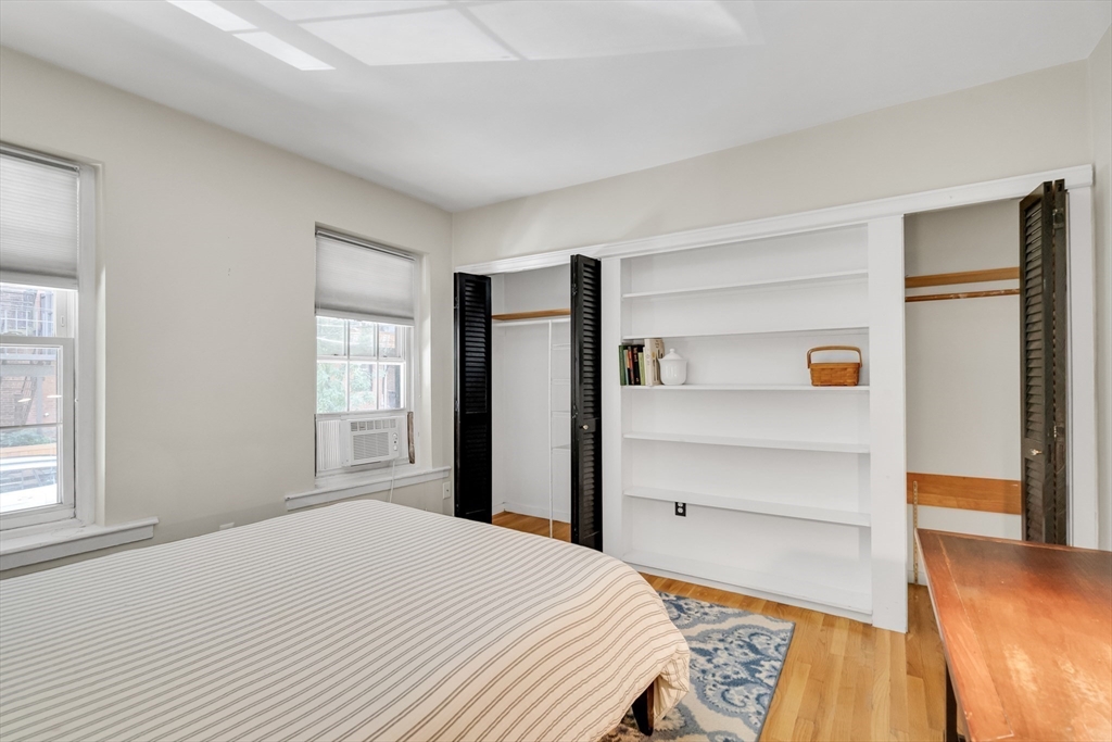 104 Pembroke St # 2