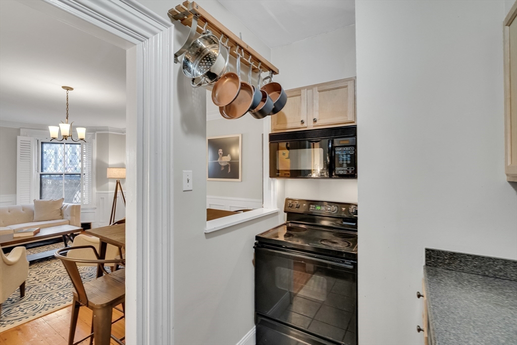 104 Pembroke St # 2