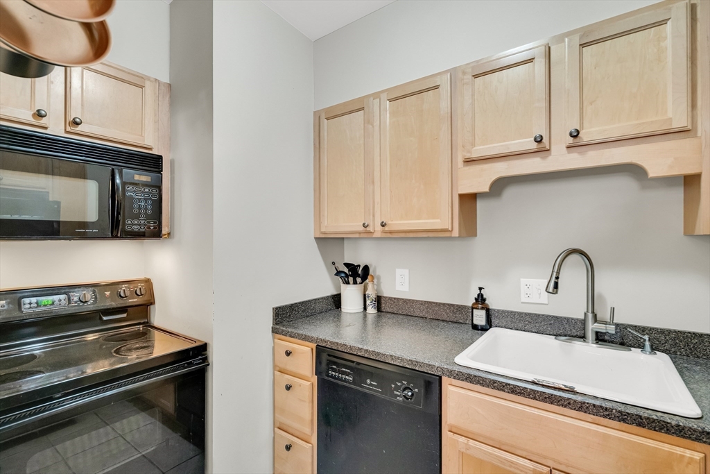 104 Pembroke St # 2