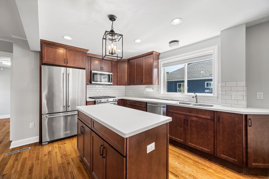 89 Sherwood Rd