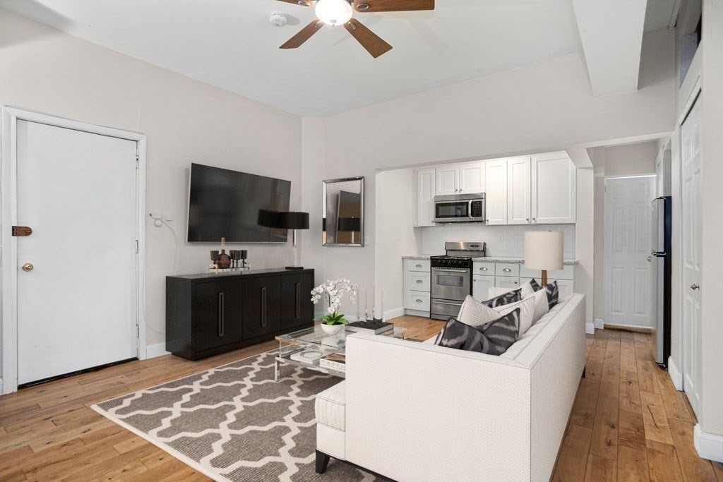291 Commonwealth Ave # 9