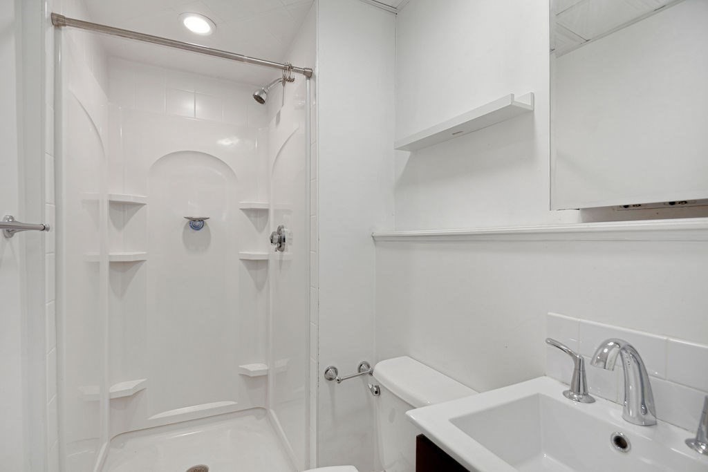 291 Commonwealth Ave # 9