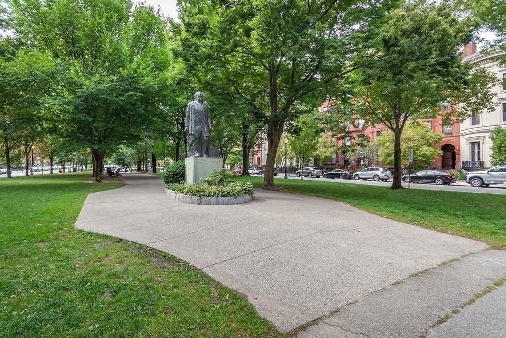 291 Commonwealth Ave # 9