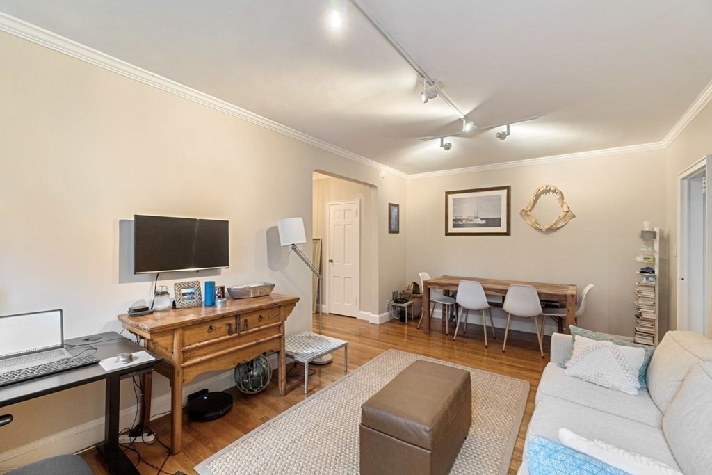 14 Ware St # 24