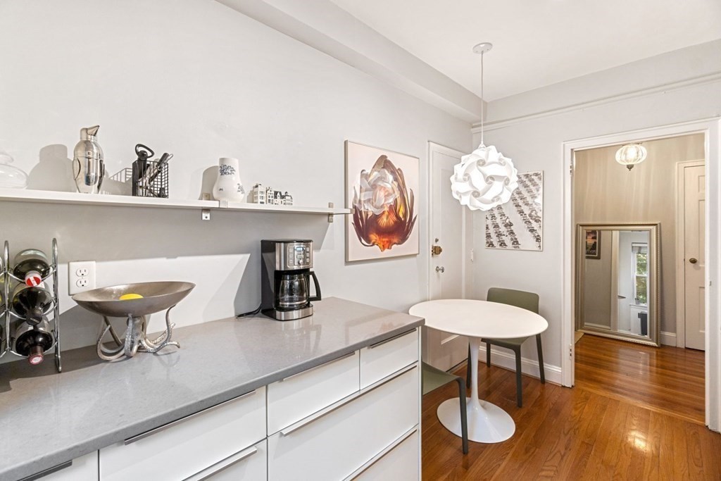 14 Ware St # 24