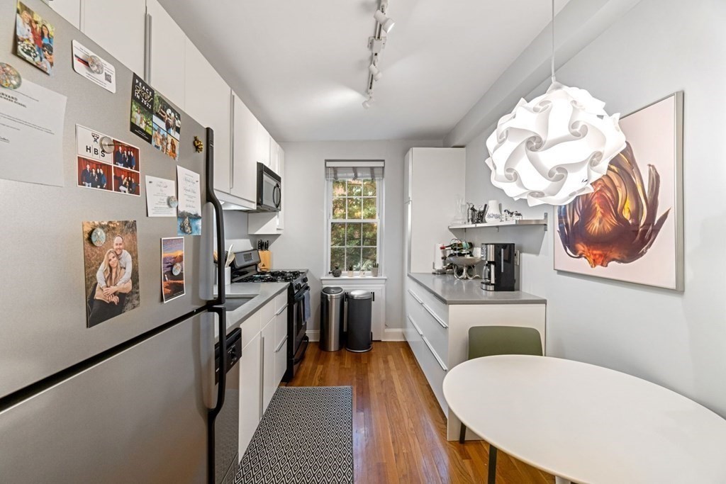 14 Ware St # 24