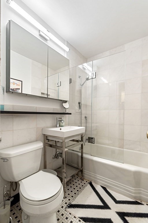 14 Ware St # 24