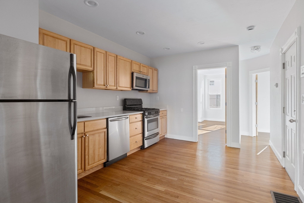 116 Trenton St # 2