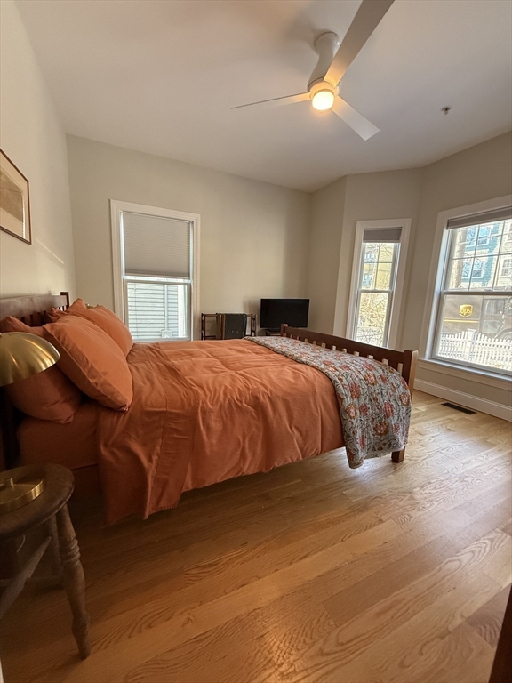 248 Chestnut Ave # 1