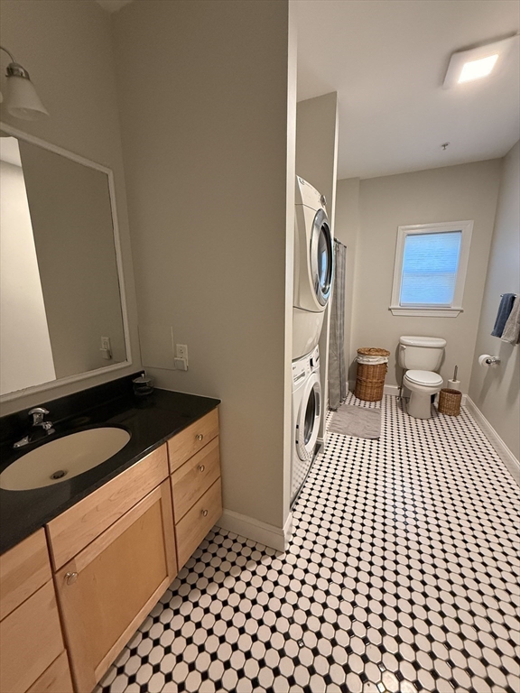 248 Chestnut Ave # 1