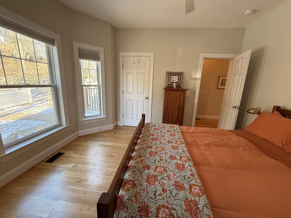 248 Chestnut Ave # 1