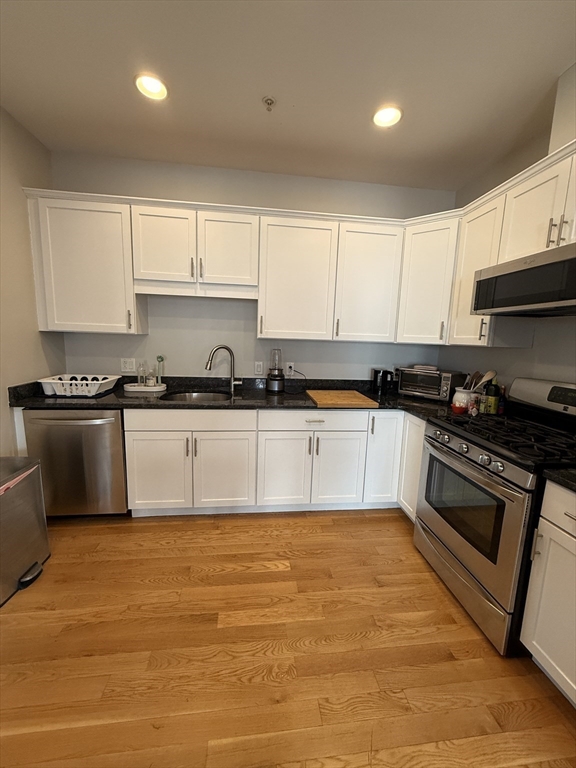 248 Chestnut Ave # 1