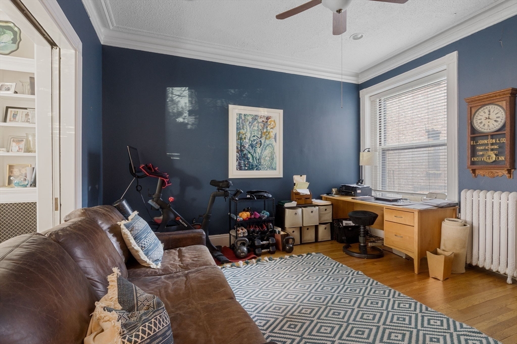 405 Marlborough St # 11