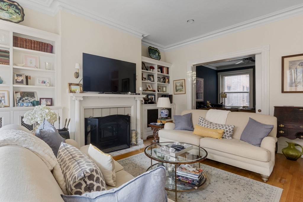 405 Marlborough St # 11