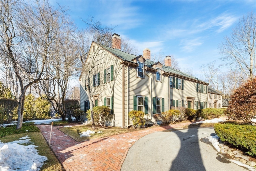 1505 Massachusetts Ave # 14