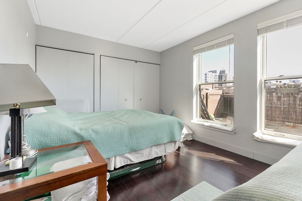 108 Peterborough St Unit: PHS