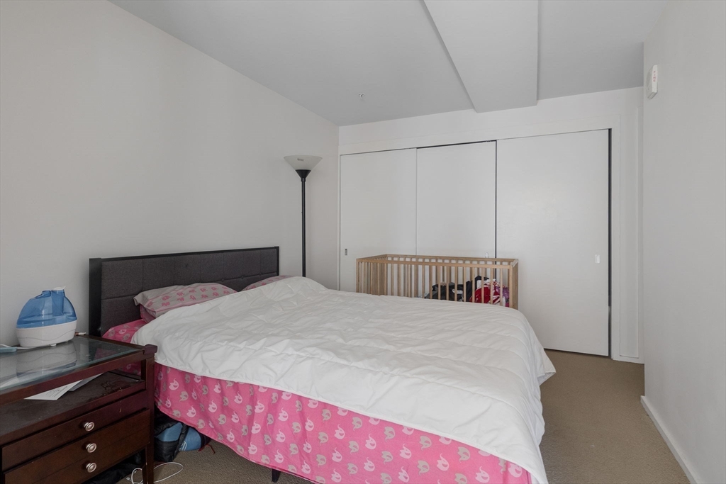 2 Earhart St # 420