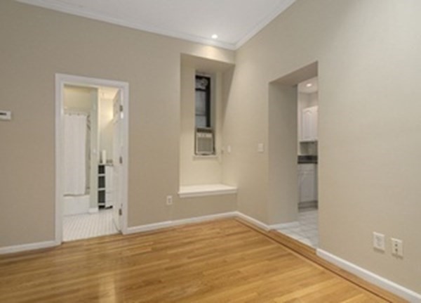 362 Commonwealth Ave. Unit: LA