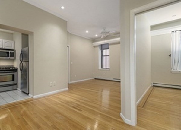 362 Commonwealth Ave. Unit: LA
