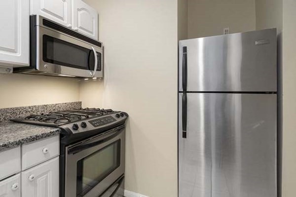 362 Commonwealth Ave. Unit: LA